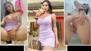 Chica colombiana de 23 años se masturba en el centro comercial de colombia 