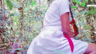 කැලේ ඉදන් චුටි Sri Lankan 18+ schoolgirl outdoor masturbate and pissing clear sinhala voice